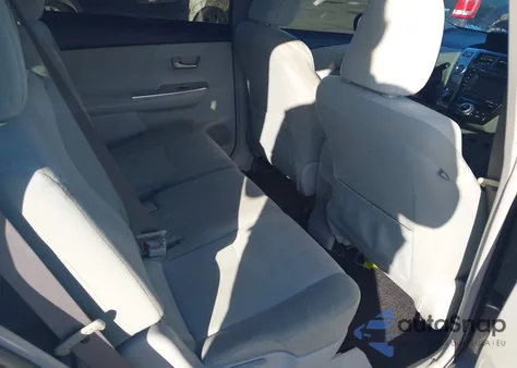 2012 Toyota Prius V Three из США, поврежденный, VIN JTDZN3EU9C3149404